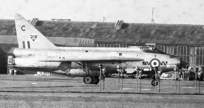 XM139am1961.jpg (39796 bytes)