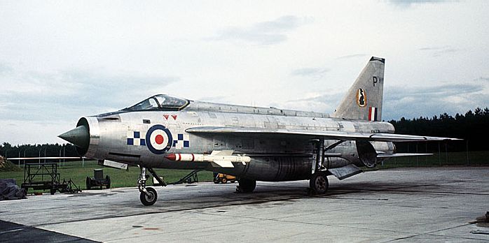 xn771prm.jpg (47149 bytes)