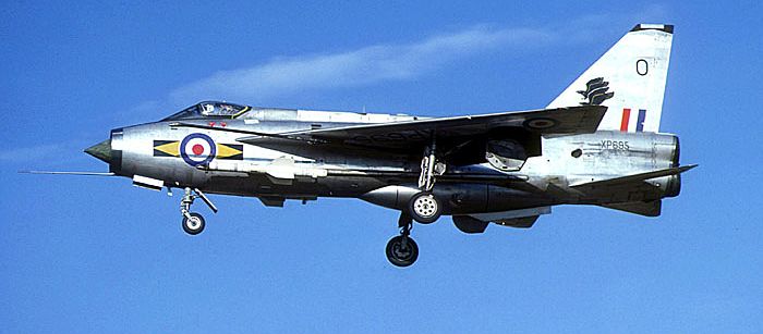 xp695tw.jpg (35259 bytes)