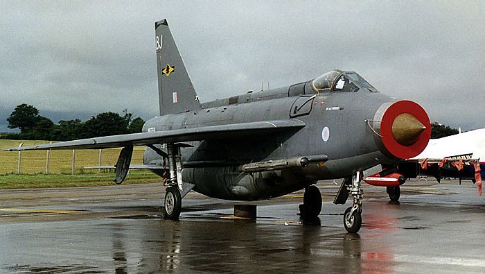 xr759gal.jpg (60417 bytes)