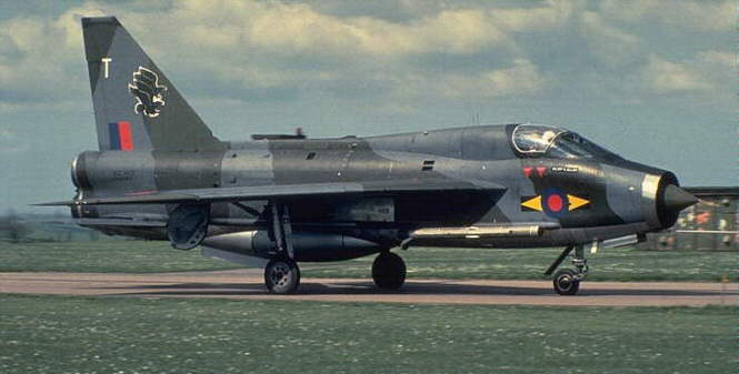 xs416lz.jpg (29564 bytes)