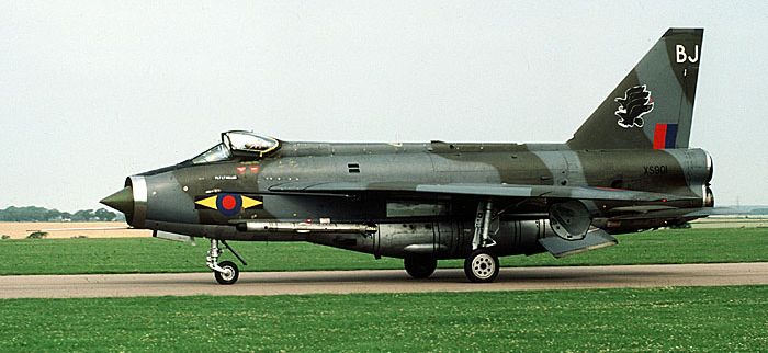 xs901twbj.jpg (48433 bytes)